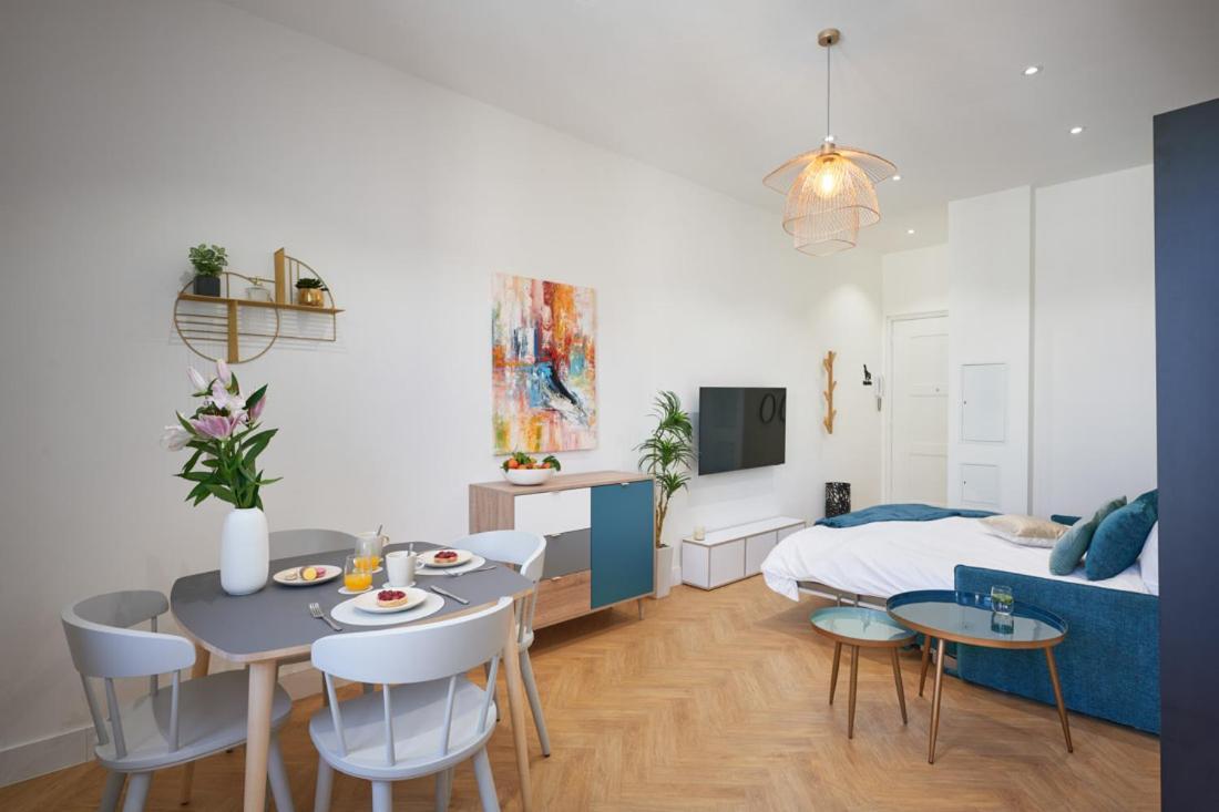 Sunlight Properties - Daffia - Beautifully Renovated Studio, City Pad In Central نيس المظهر الخارجي الصورة